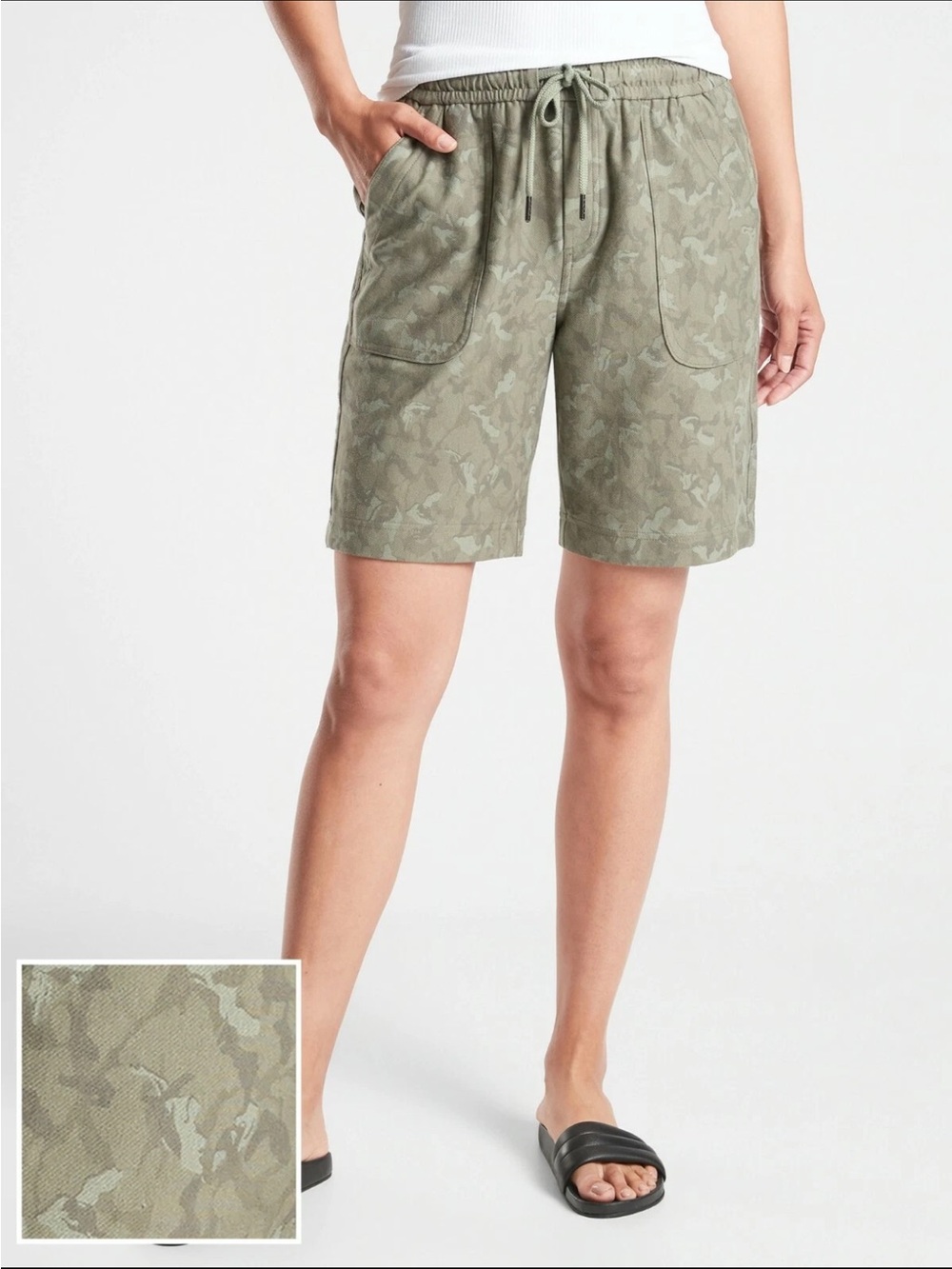 Athleta Farallon Camo Shorts Women’s Sz 2 | Olive Utility Drawstring Like New!